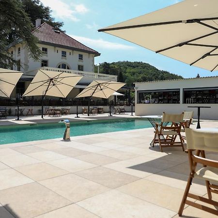 Hotel Sequoias Golf & Ressort à Ruy-Montceau Extérieur photo