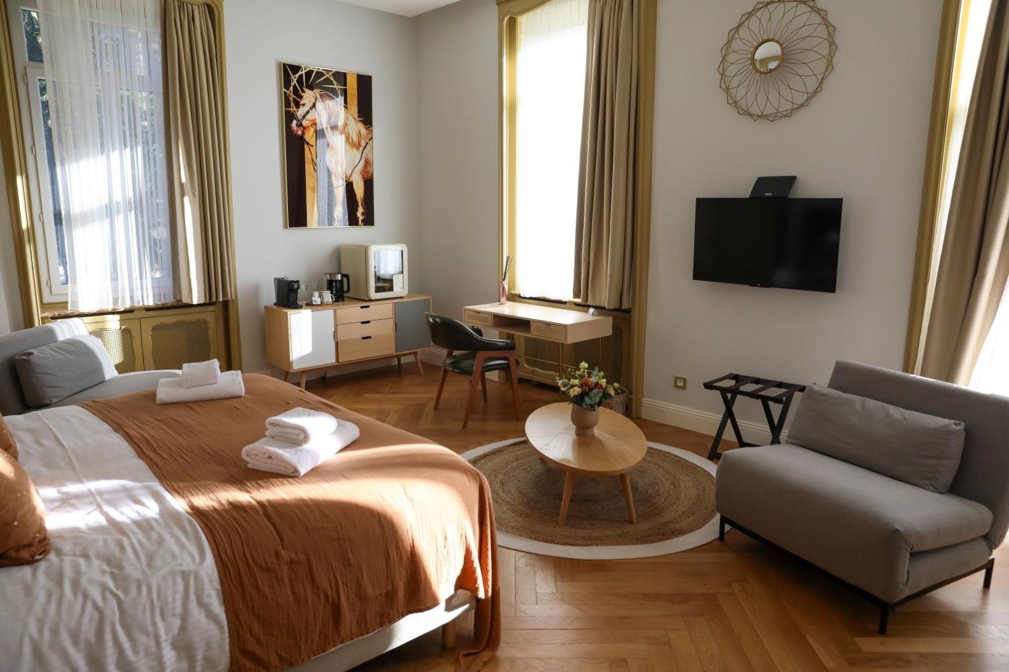 Hotel Sequoias Golf & Ressort à Ruy-Montceau Extérieur photo